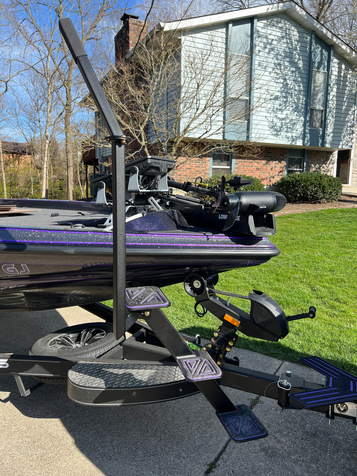 Caymas Boat Trailer Steps Side View